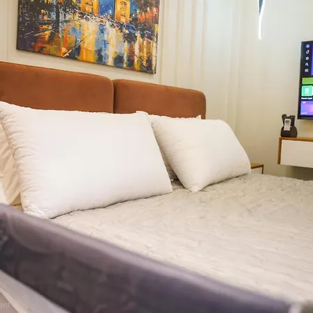 Cuzi House Apartment Librazhet