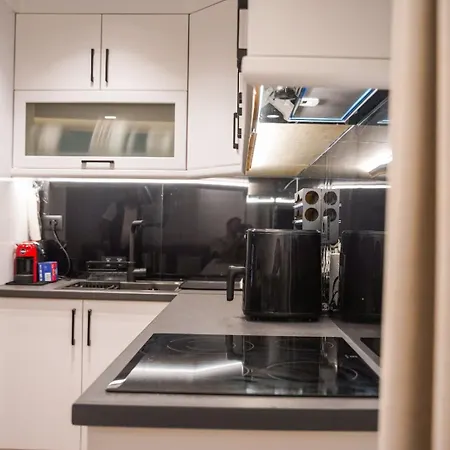 Apartment Cuzi House